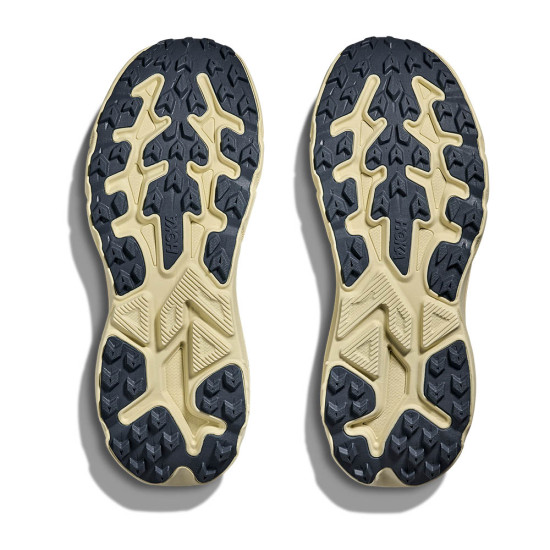 Hoka Challenger 8